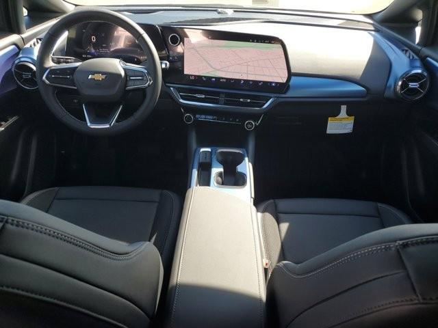 new 2025 Chevrolet Equinox EV car, priced at $43,935
