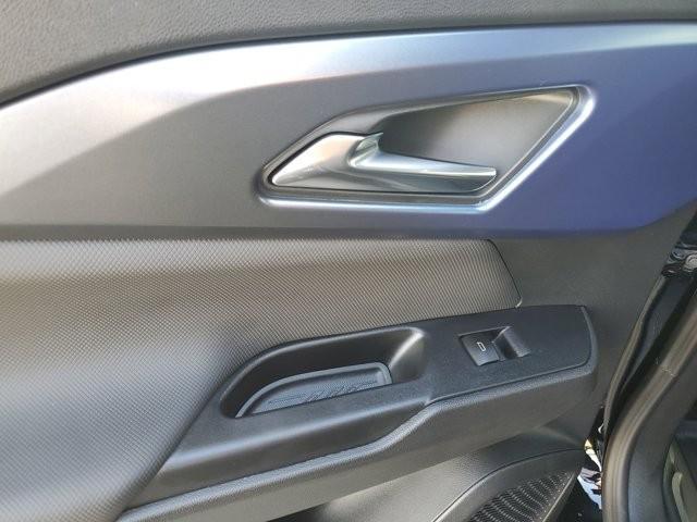 new 2025 Chevrolet Equinox EV car, priced at $43,935