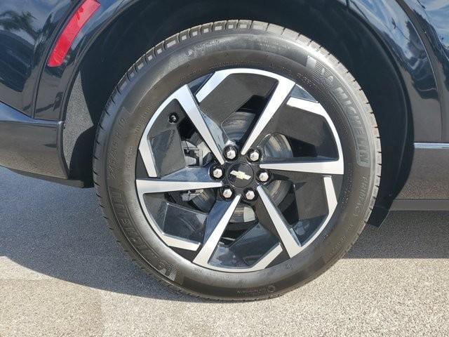 new 2025 Chevrolet Equinox EV car, priced at $43,935