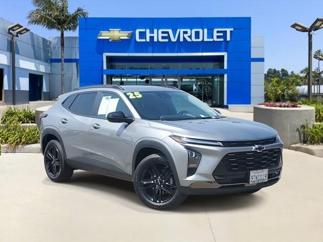 used 2025 Chevrolet Trax car, priced at $25,540