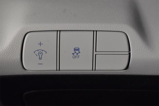 new 2025 Hyundai Elantra car, priced at $26,814