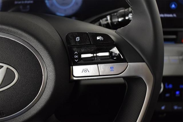 new 2025 Hyundai Elantra car, priced at $26,814