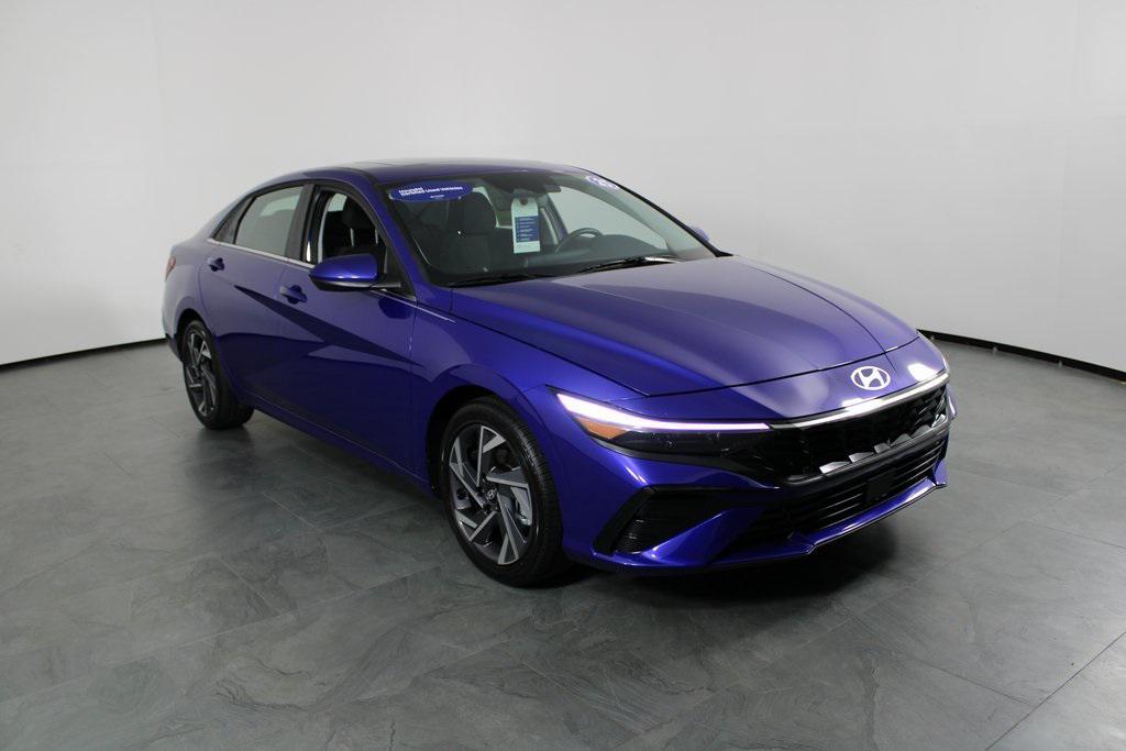 used 2025 Hyundai Elantra car, priced at $21,987