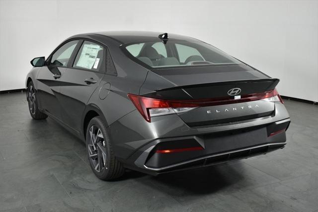 new 2025 Hyundai Elantra car, priced at $23,028