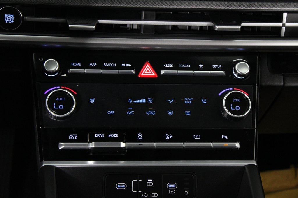 used 2025 Hyundai Santa Fe car, priced at $31,744