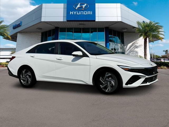 new 2025 Hyundai Elantra car, priced at $28,085