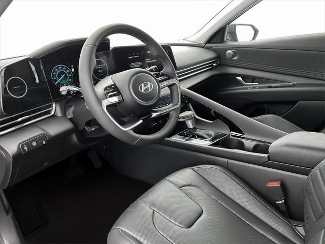new 2025 Hyundai Elantra car, priced at $28,085