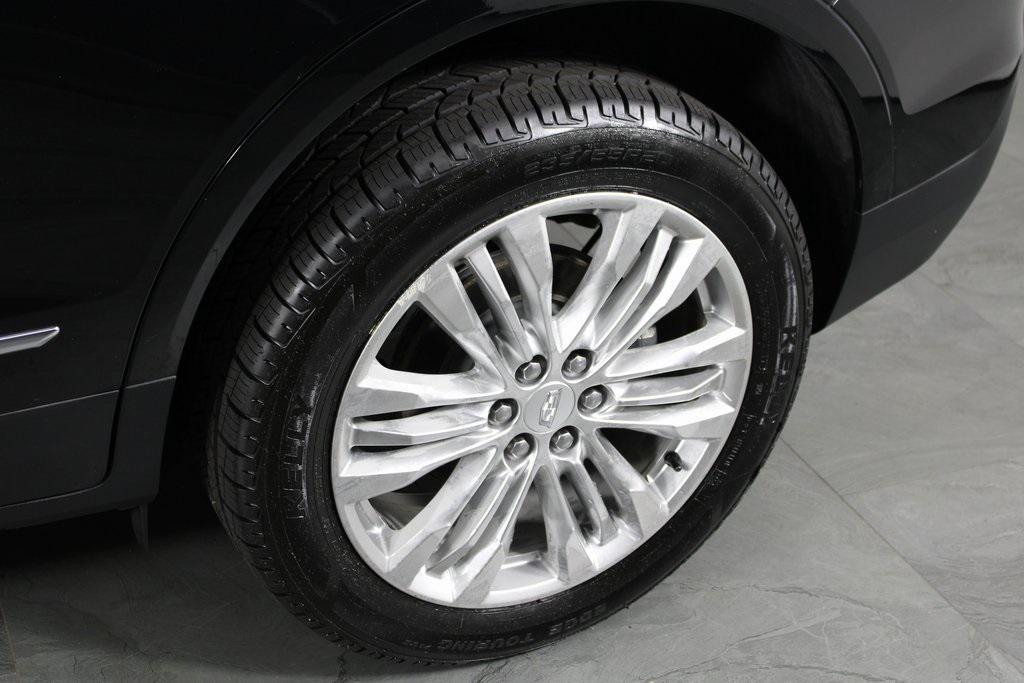 used 2019 Cadillac XT5 car, priced at $15,067