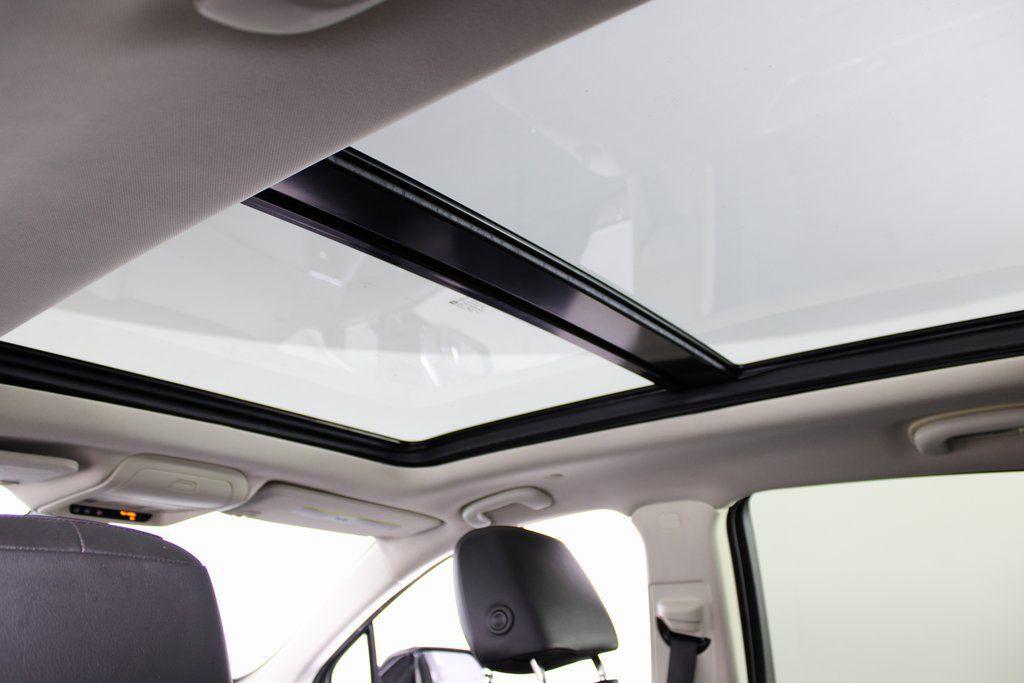 used 2019 Cadillac XT5 car, priced at $12,987