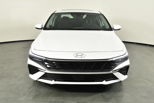 new 2024 Hyundai Elantra car, priced at $24,669