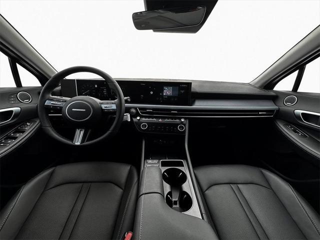 new 2025 Hyundai Sonata Hybrid car, priced at $38,688
