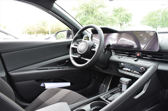 new 2025 Hyundai Elantra car, priced at $27,760