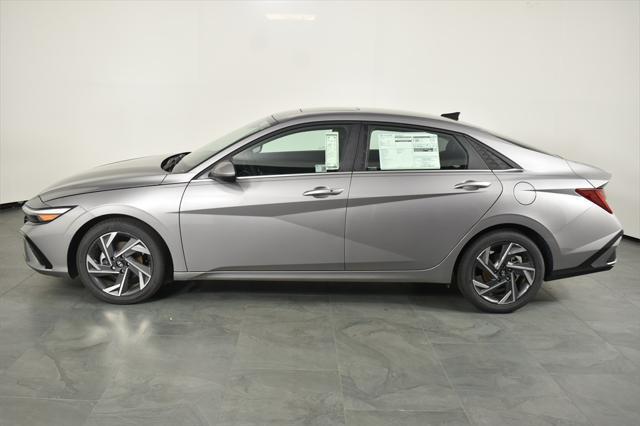 new 2025 Hyundai Elantra car, priced at $25,426