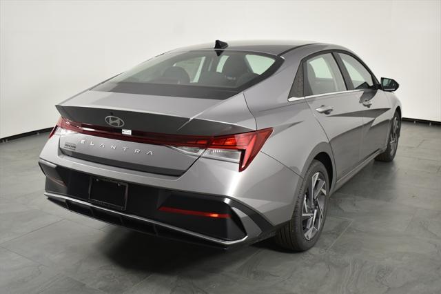 new 2025 Hyundai Elantra car, priced at $25,426