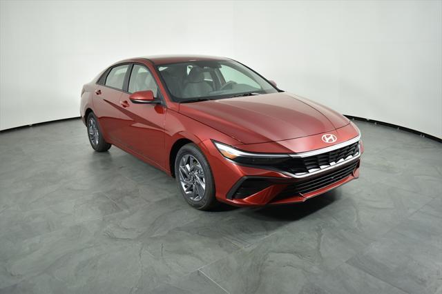 new 2025 Hyundai Elantra car, priced at $24,390