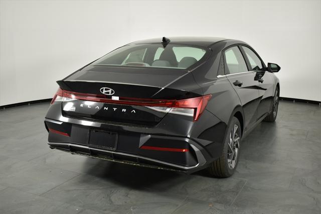 new 2024 Hyundai Elantra car, priced at $23,238