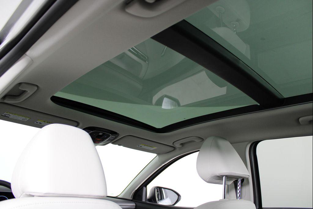 new 2025 Hyundai TUCSON Hybrid car, priced at $32,609