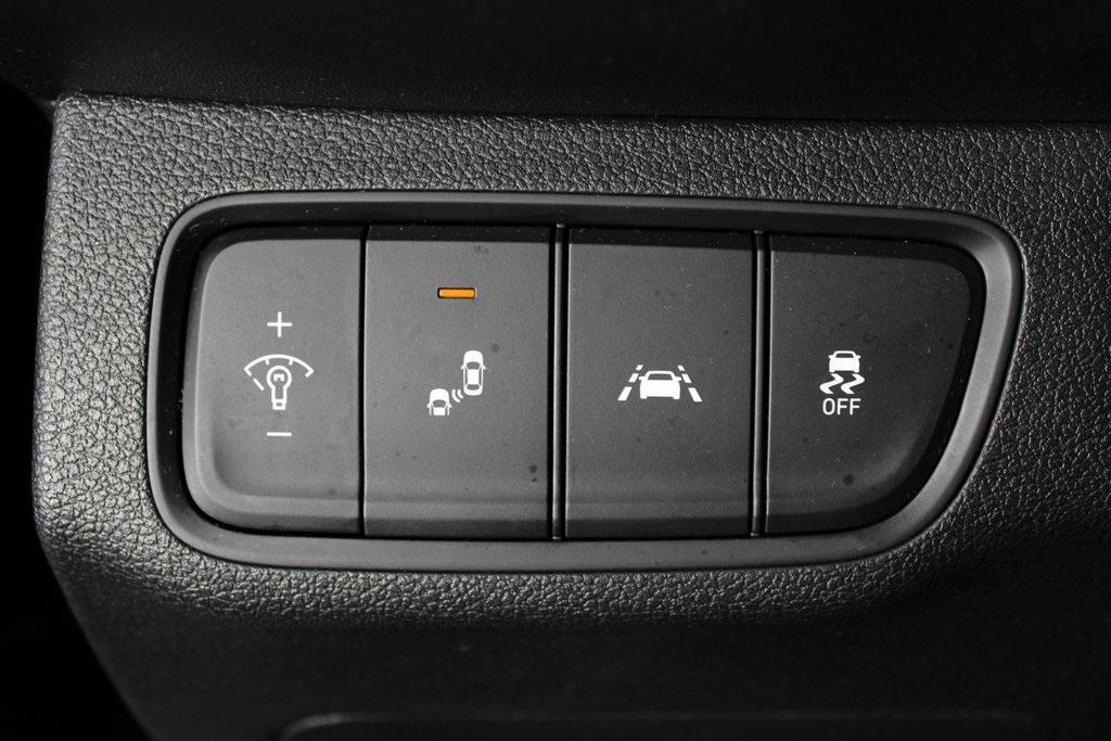 used 2020 Hyundai Santa Fe car, priced at $15,445
