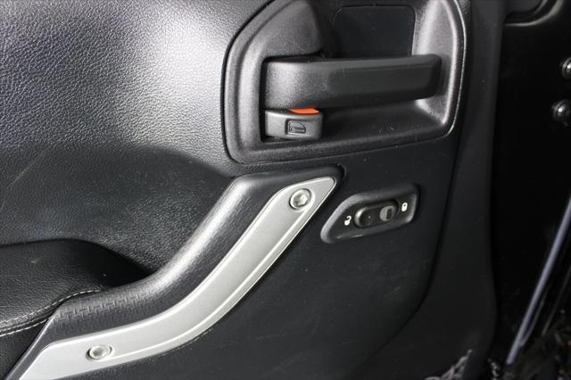 used 2016 Jeep Wrangler Unlimited car, priced at $25,587