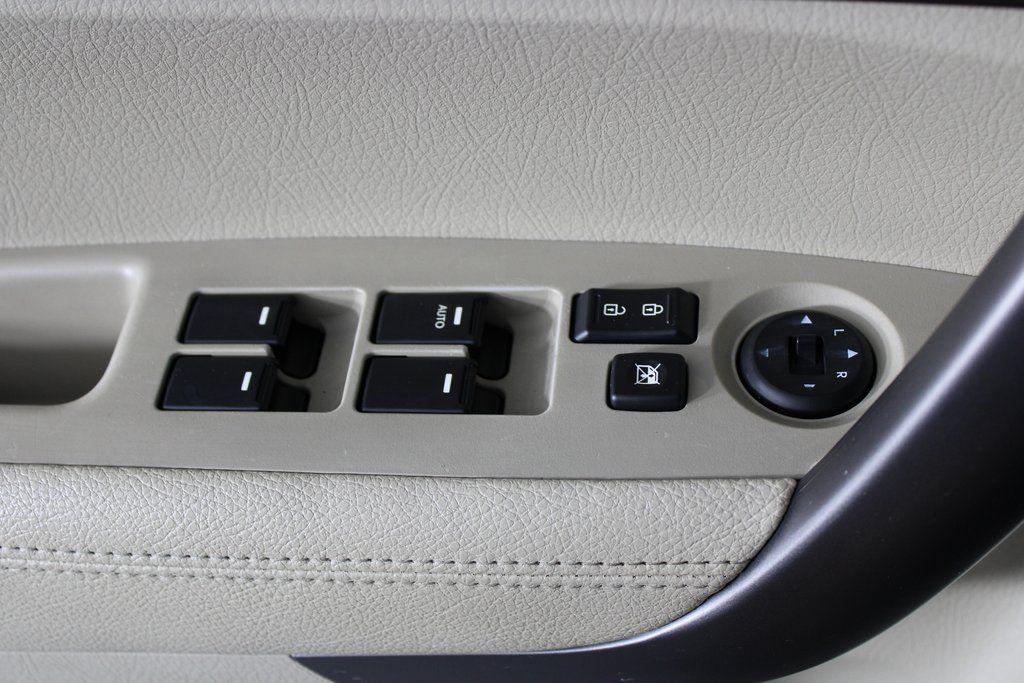 used 2014 Kia Sorento car, priced at $7,626