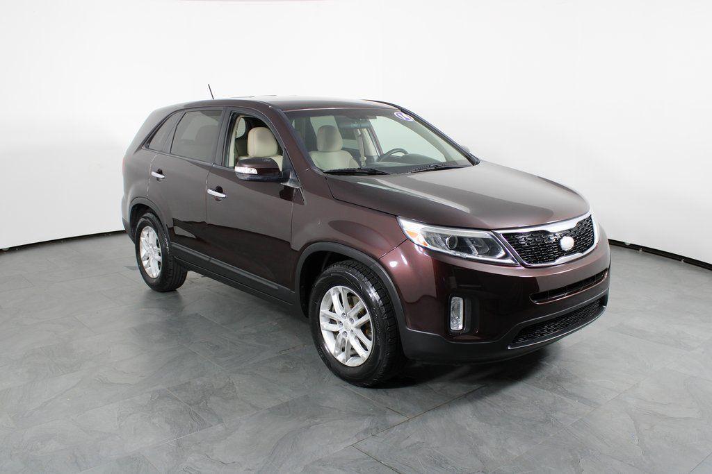 used 2014 Kia Sorento car, priced at $7,626
