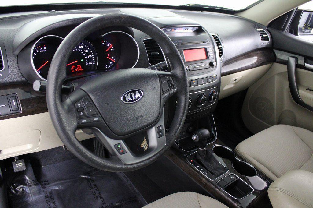 used 2014 Kia Sorento car, priced at $7,626