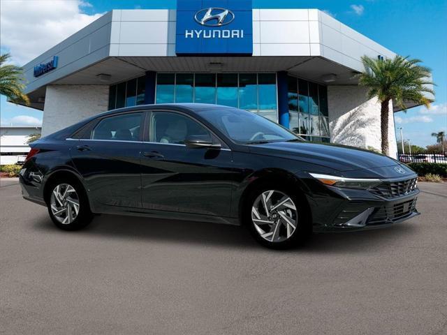 new 2025 Hyundai Elantra car, priced at $25,543