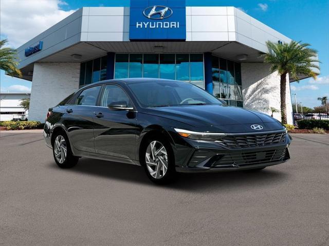 new 2025 Hyundai Elantra car, priced at $25,543