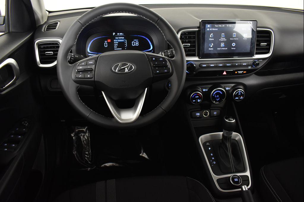 new 2025 Hyundai Venue car, priced at $22,055