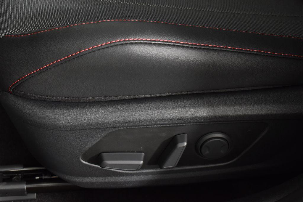 new 2025 Hyundai Elantra car, priced at $27,094