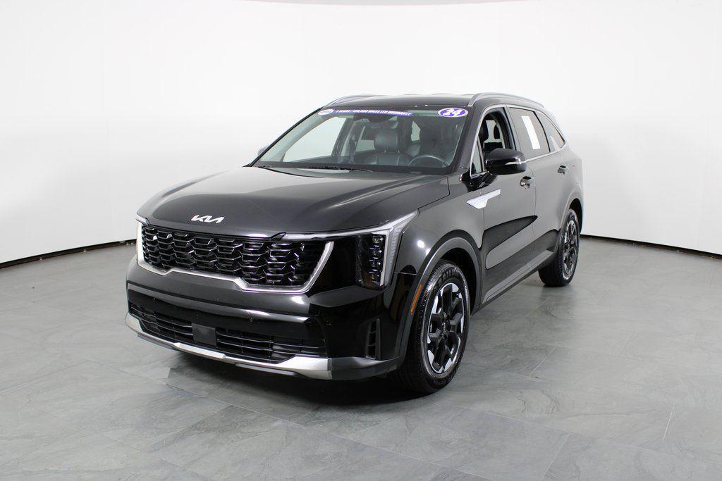 used 2024 Kia Sorento car, priced at $25,145