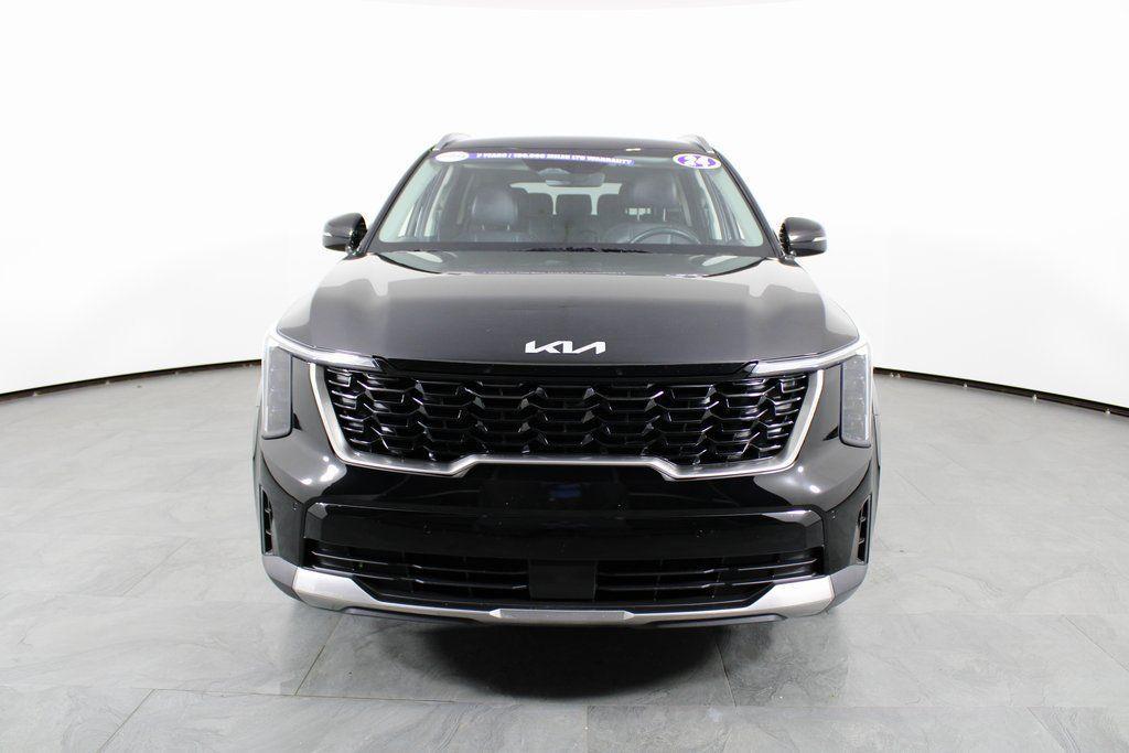 used 2024 Kia Sorento car, priced at $25,145