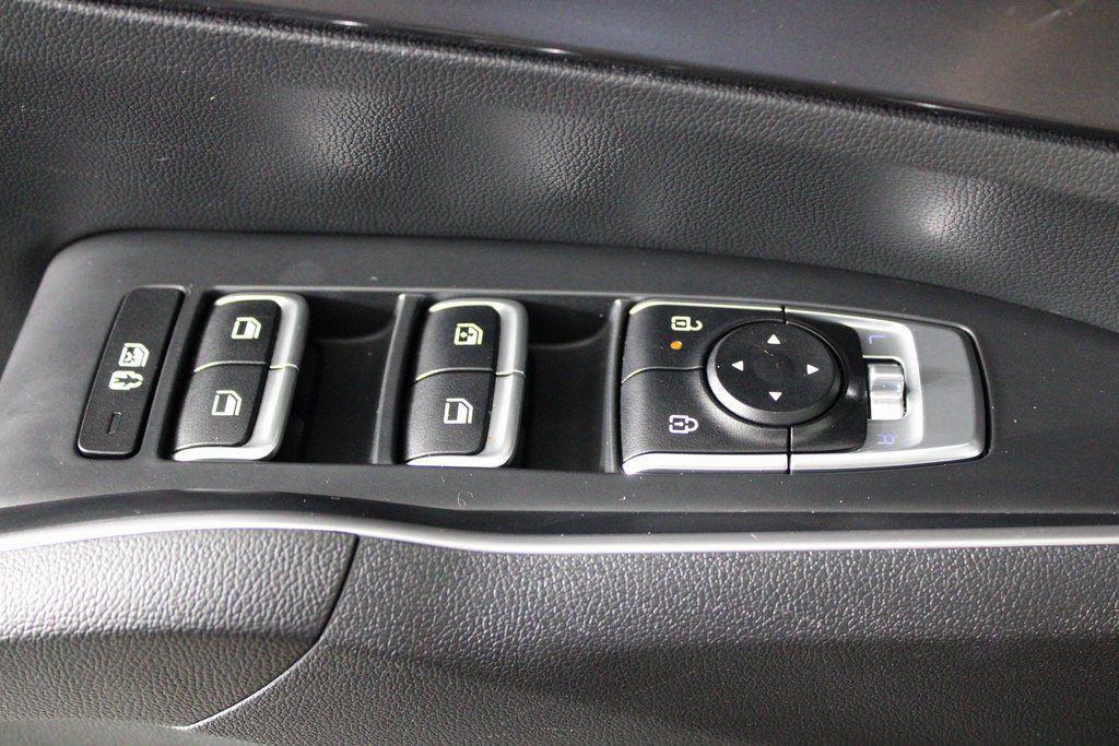 used 2024 Kia Sorento car, priced at $25,145