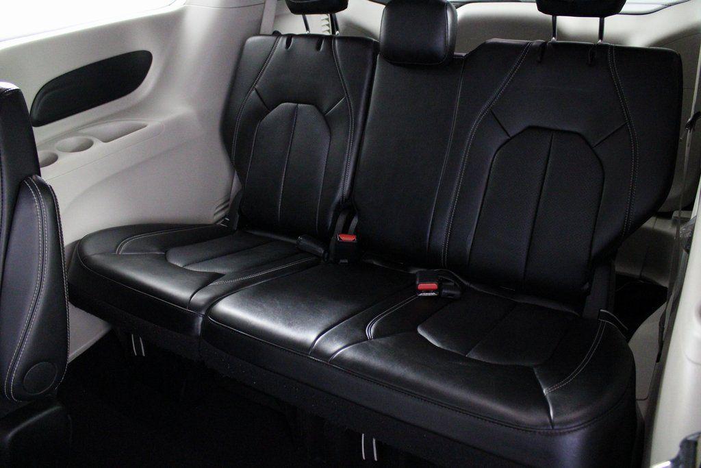 used 2024 Chrysler Pacifica car, priced at $27,433