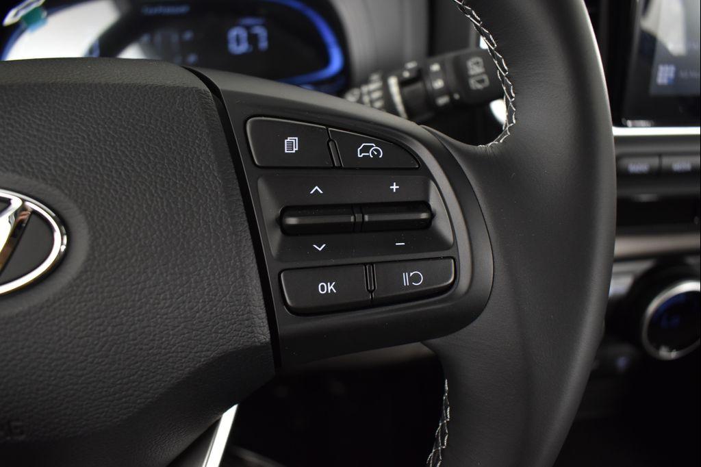 new 2025 Hyundai Venue car, priced at $22,055