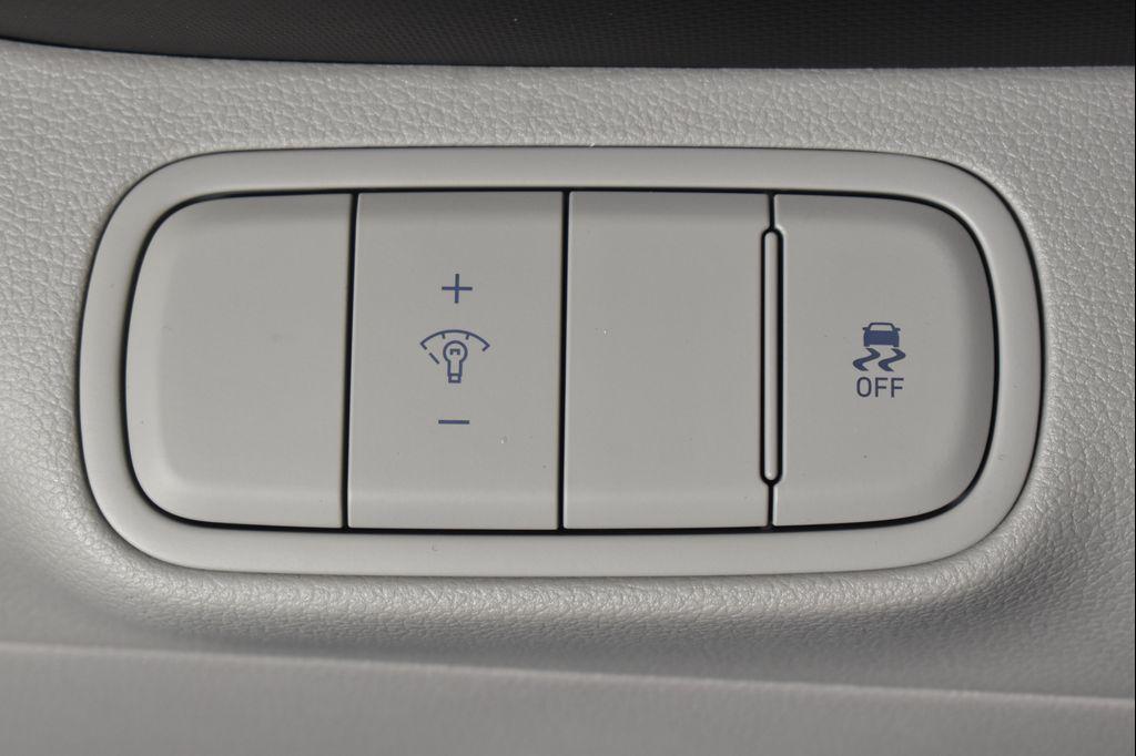 new 2025 Hyundai Venue car, priced at $22,055