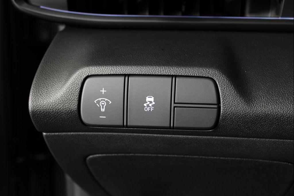 new 2025 Hyundai Elantra car, priced at $27,129