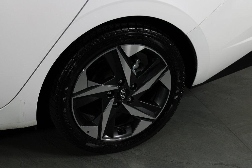 used 2022 Hyundai Elantra car, priced at $15,987