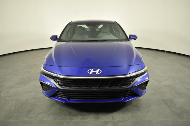 new 2024 Hyundai Elantra car, priced at $21,492