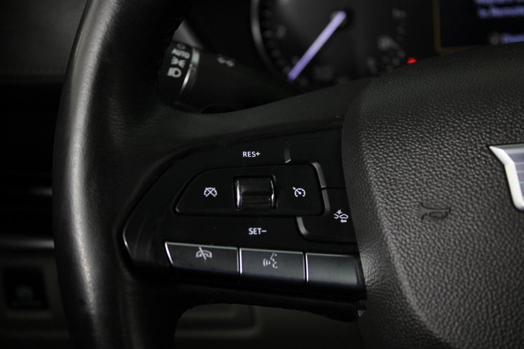 used 2020 Cadillac XT4 car, priced at $17,983