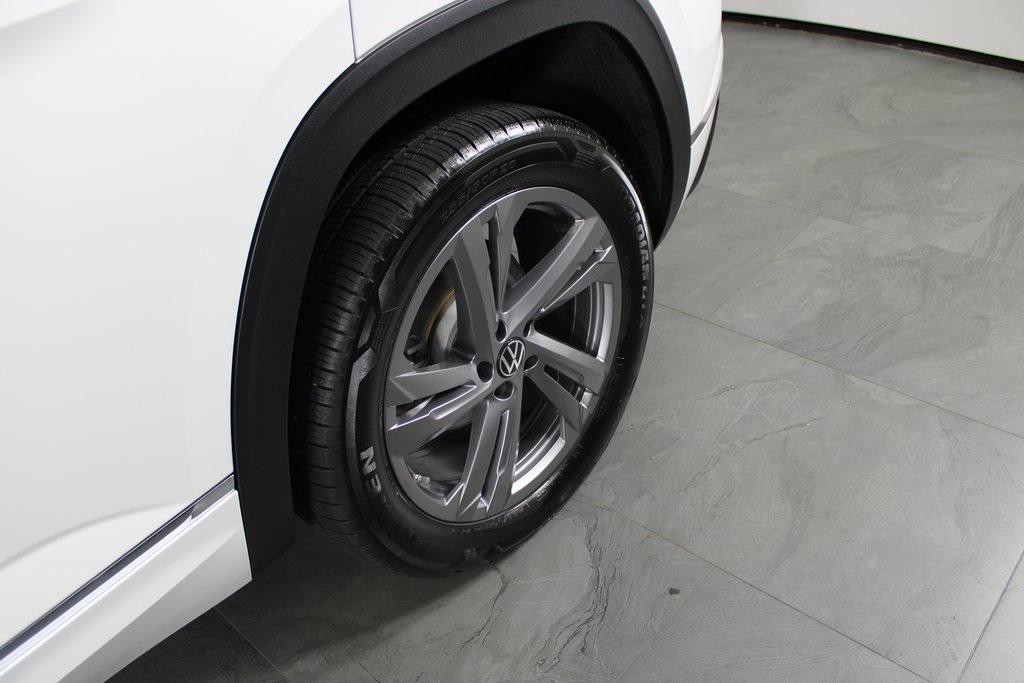 used 2024 Volkswagen Atlas Cross Sport car, priced at $35,498