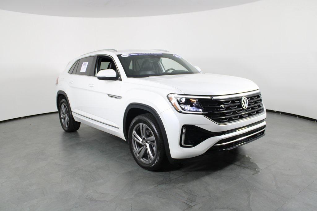 used 2024 Volkswagen Atlas Cross Sport car, priced at $35,498
