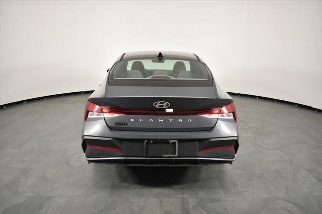 new 2025 Hyundai Elantra car, priced at $23,934