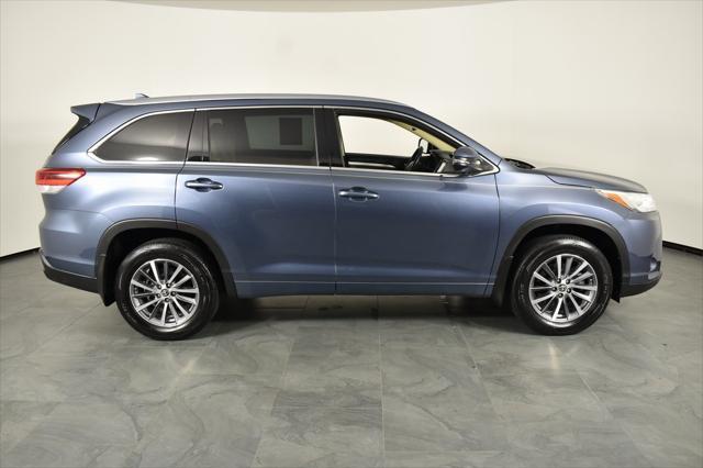 used 2018 Toyota Highlander car, priced at $23,987