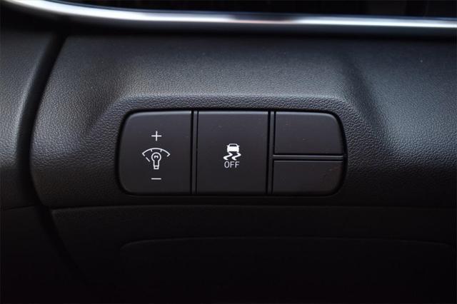 new 2025 Hyundai Elantra car, priced at $25,528