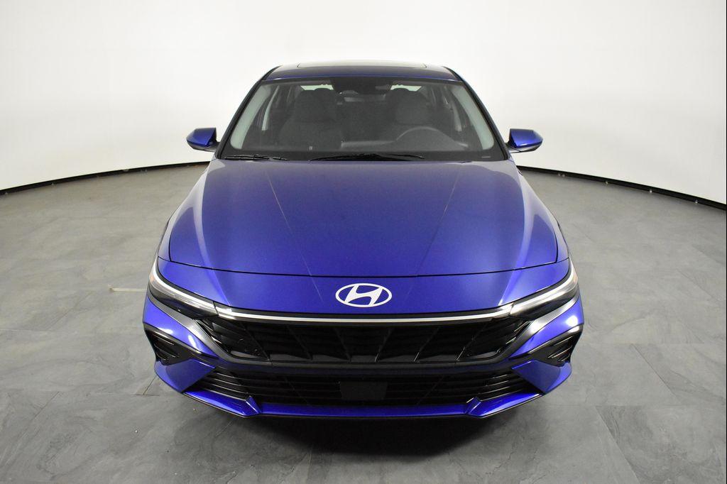 new 2025 Hyundai Elantra car, priced at $26,028