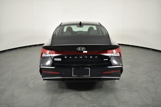 new 2024 Hyundai Elantra car, priced at $28,938