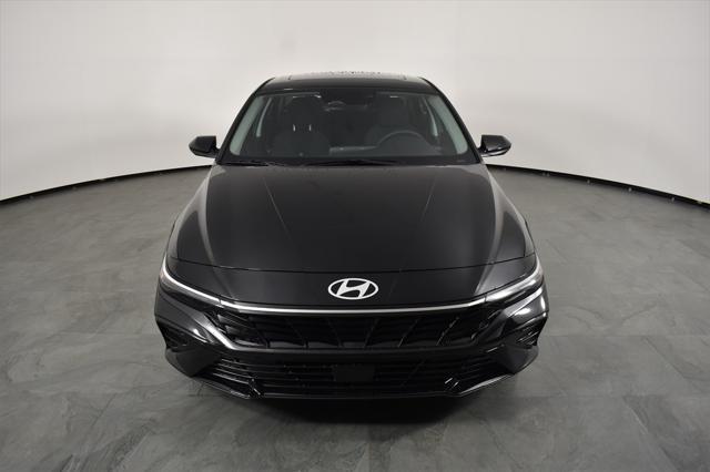 new 2025 Hyundai Elantra car, priced at $25,447