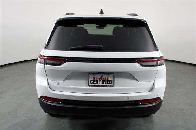 used 2023 Jeep Grand Cherokee car, priced at $32,287