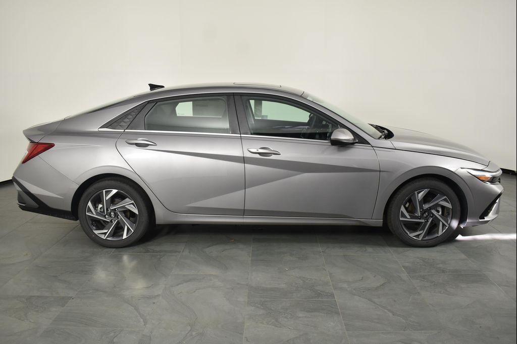 new 2025 Hyundai Elantra car, priced at $24,120
